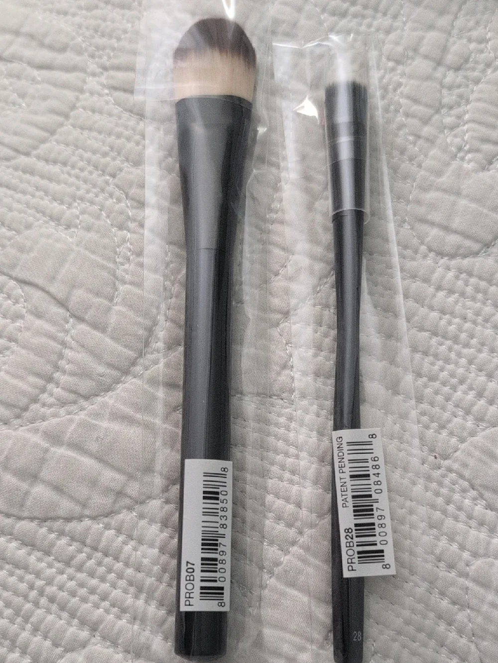 New In Box NYX Black Makeup Brushes Lot- 14 Brushes